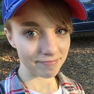 Meet your Posher, Kara